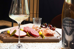 Boutique Dutch Food & History Tour with up to 8 guests only