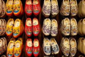 Keukenhof, Tulip Farm, Cheese & Clog Farm, Volendam Day Tour