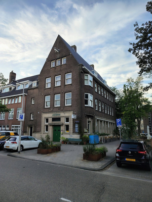 Hotel Café Modern