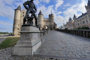 Antwerp: Historical Walking Tour in the Old City