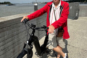 Bike Tour Antwerp City Highlights with Local Guide