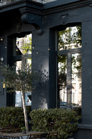 A Place - Hotel Emile