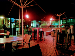 Den Tros café