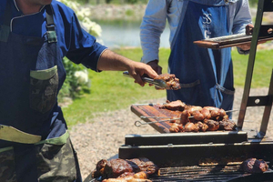 Asado Argentino and Wineries Experience