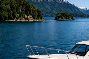 Bootsfahrt + Trekking auf der Insel Huemul – Geschichte des Nahuel Huapi