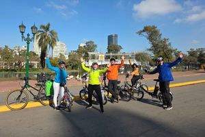 Buenos Aires: Bike Tour of City Parks (E-bike optional)