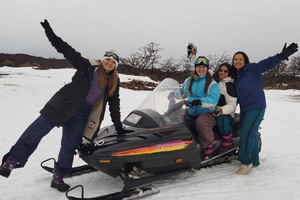 From El Calafate: Valdelén Snow Day with Transfer & Guide