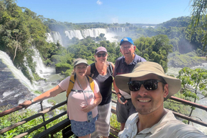 Chutes d'Iguazú : visite privée d'une journée des deux côtés, brésilien et argentin