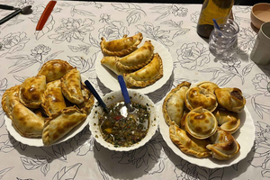 Mendoza: empanadas-workshop bij mensen thuis