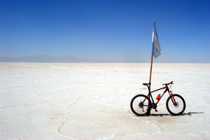 Salinas Grandes mit dem Fahrrad und Mittagessen