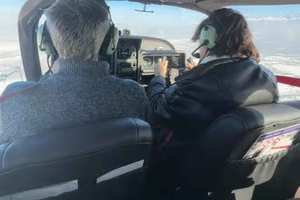 Ushuaia: Privater Flug über den Beagle-Kanal