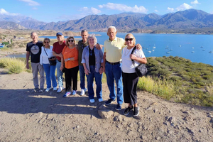 Winery tours in Mendoza, wine tasting, and lunches