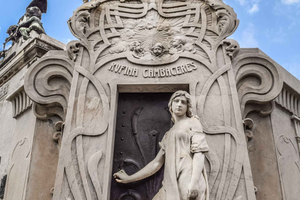Buenos Aires : Visite Guidée en Anglais du Cimetière de La Recoleta
