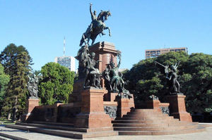 Retiro Free Walking Tour