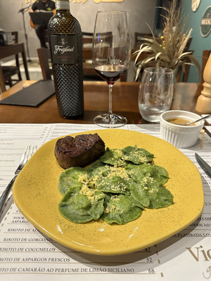 Vicente Gastrobar