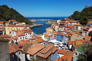 Desde Gijón: Excursión de un día a Luarca, Cudillero y Avilés