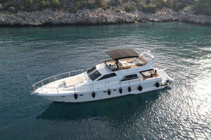 Da Atene: crociera privata in yacht di lusso da Egina ad Agia Marina