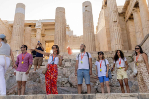 Risteilysatamasta: Ateenan kaupunki, Akropolis ja Akropolis-museo: Ateenan kaupunki, Akropolis ja Akropolis-museo