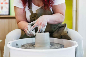 Atenas: Clase de torno de cerámica y pintura de tazas