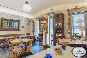 Antica Restaurant & Cafe
