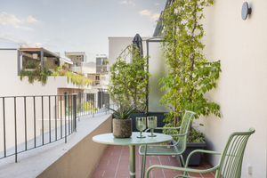 L'Avventura Athens