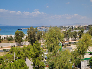 Sea View Cityscape Hotel