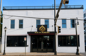 Ace on Auburn Sports bar & grill