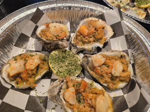 Hippin Hops Brewpub & Oyster Bar