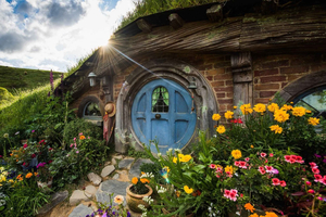 From Auckland: Hobbiton Movie Set Small Group Tour