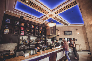 Stark's Café and Bar