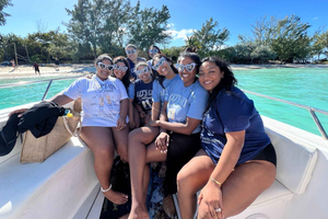 Nassau Booze and Cruise Harbour Tour