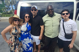 Nassau: Island Lover Tour with Rum Cake & Forts Entry