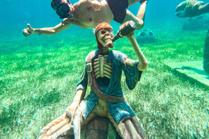 Nassau: Sunken Sculpture Snorkel at Pearl Island with Lunch