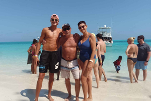Nassau: Swimming Pigs Private Boat Tour - Up to 7 Persons