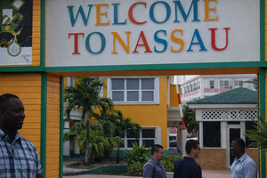 The Perfect Bahamas Day: Private Local Flavors, Beach Escape