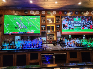 Arena Restaurant & Sports Lounge