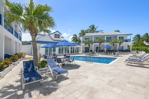 Augusta Bay Hotel