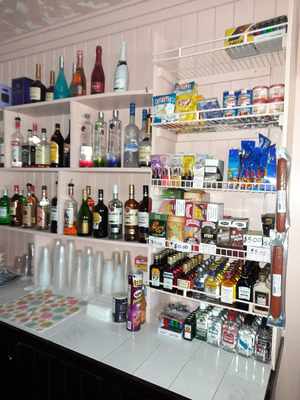 GooseBerry Bar & Grill
