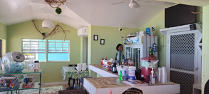 Lil Gippy's Restaurant & Bar