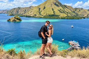 Tour de 2 días en pinisi por Komodo con garantía de avistamiento de dragones