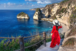 Bali/Nusa Penida: Pusaida: Island Beach Highlights Swim & Hike Tour