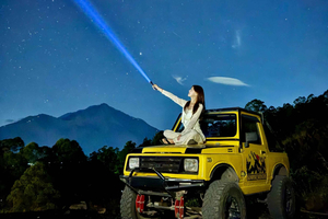 From Uluwatu: Mount Batur Sunrise Jeep Tour with Pickup