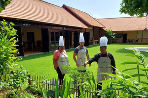 Nusa dua: Balinese Culinary Cooking Class with Nursery Tour