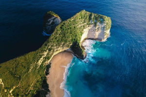 Nusa Penida: Island Sightseeing with Snorkeling and Beaches