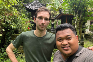 Private Travel-Conscious Tour with English Driver