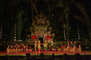 Ubud: Legong Lasem o espectáculo de ballet Ramayana Ticket de entrada