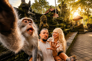 Ubud: Apinametsä, viidakkokeinu ja piilotettu vesiputous -kierros