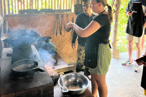 Ubud: Organic Farm Cooking Class & visit Spring Water Temple