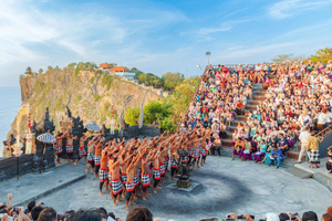 Uluwatu Kecak and Fire Dance Show Entry Ticket