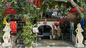 7 Seafood Restaurant